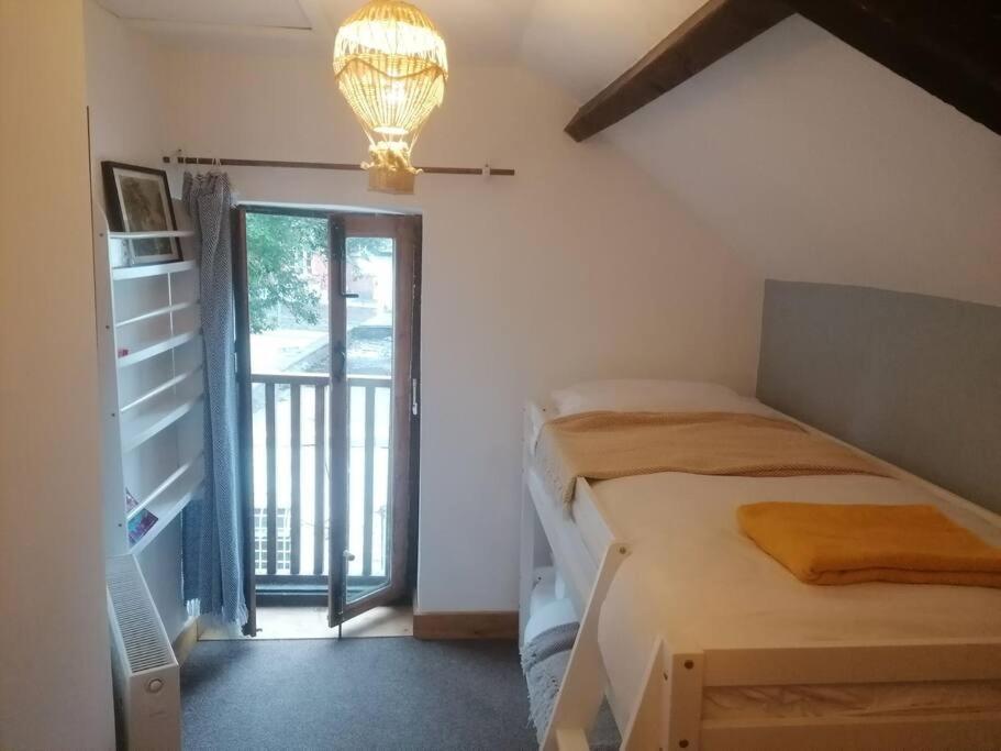 The Old Barn, Cosy Townhouse In Leominster Βίλα Εξωτερικό φωτογραφία
